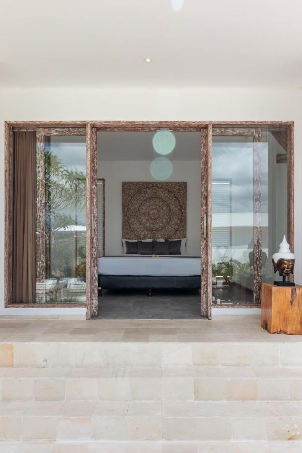 Villa Rasa Senang, With Private Cook And Pool 卡朗阿森 外观 照片