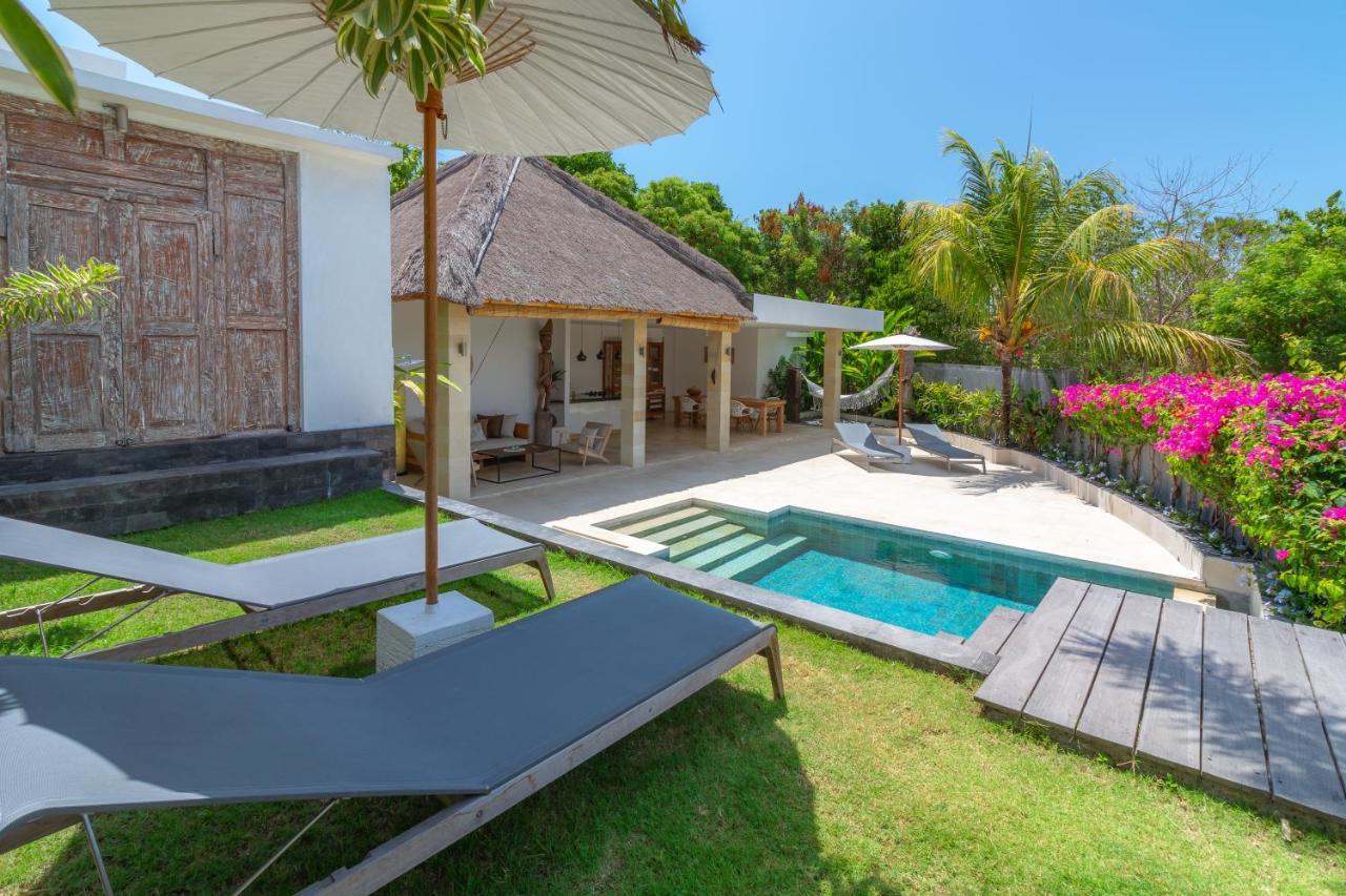Villa Rasa Senang, With Private Cook And Pool 卡朗阿森 外观 照片